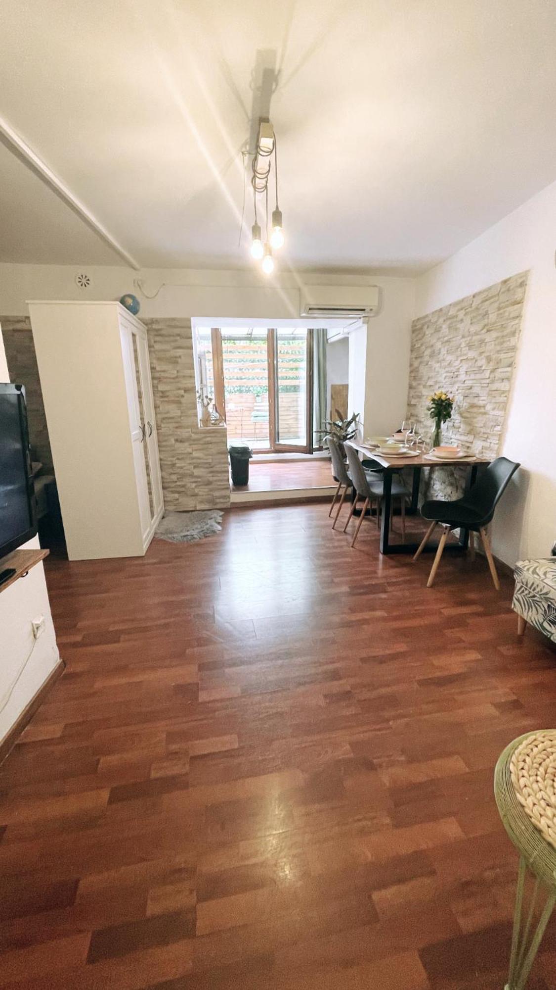 Apartma Ella Koper Eksteriør billede