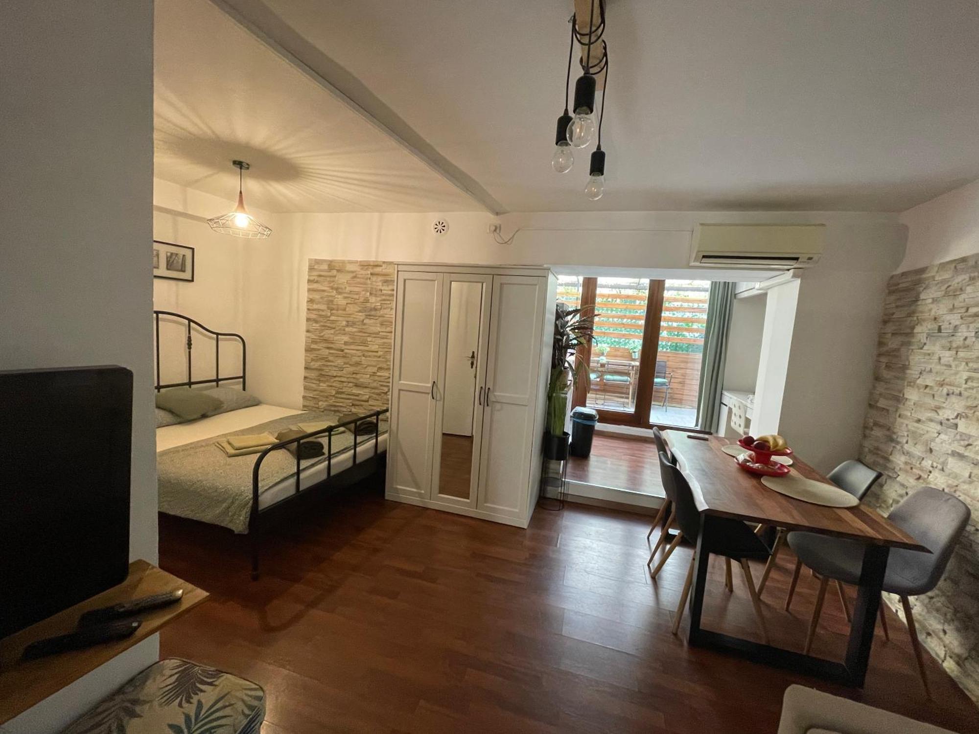 Apartma Ella Koper Eksteriør billede
